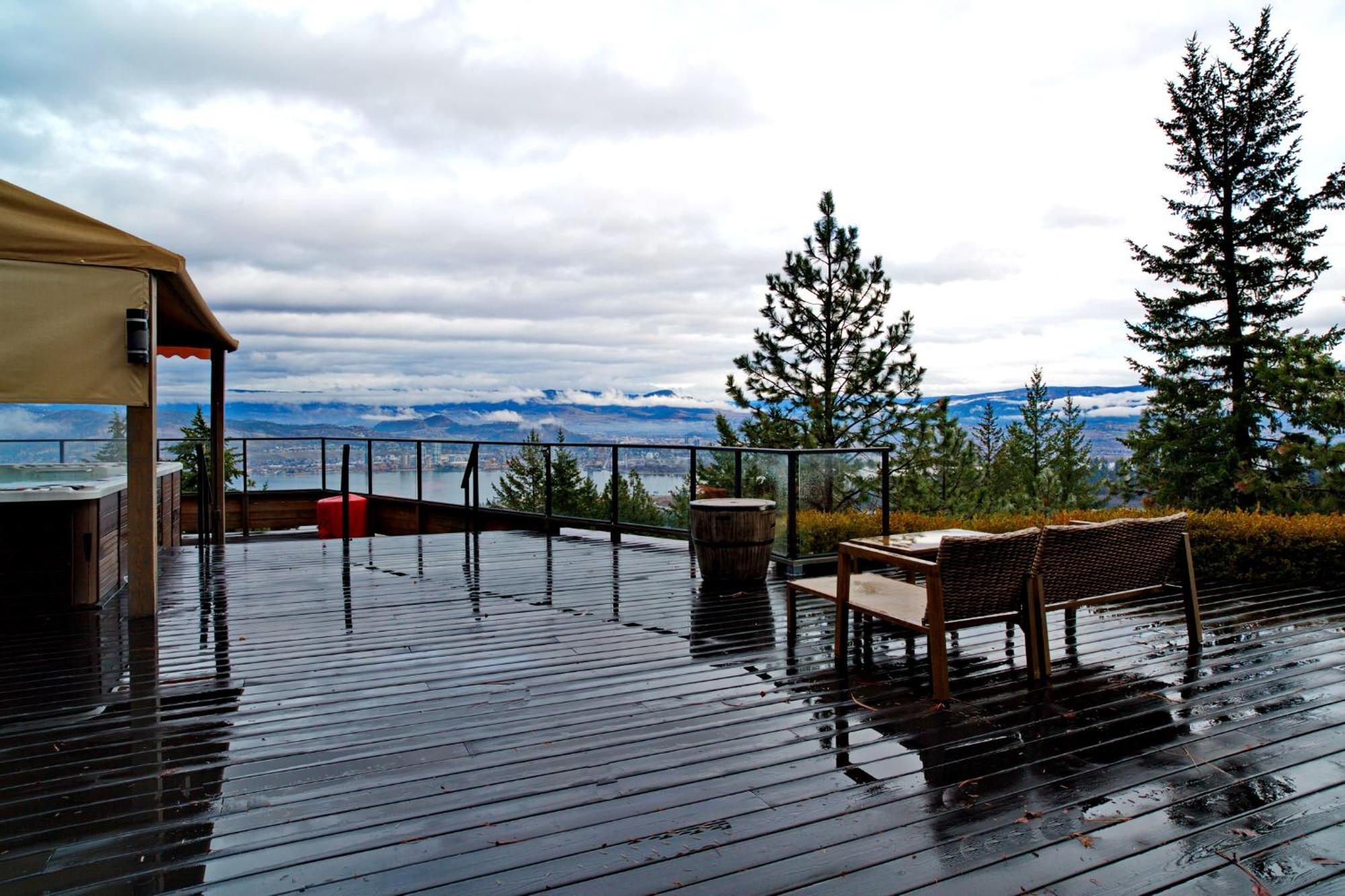 Honeymoon Suite West Kelowna Exterior photo